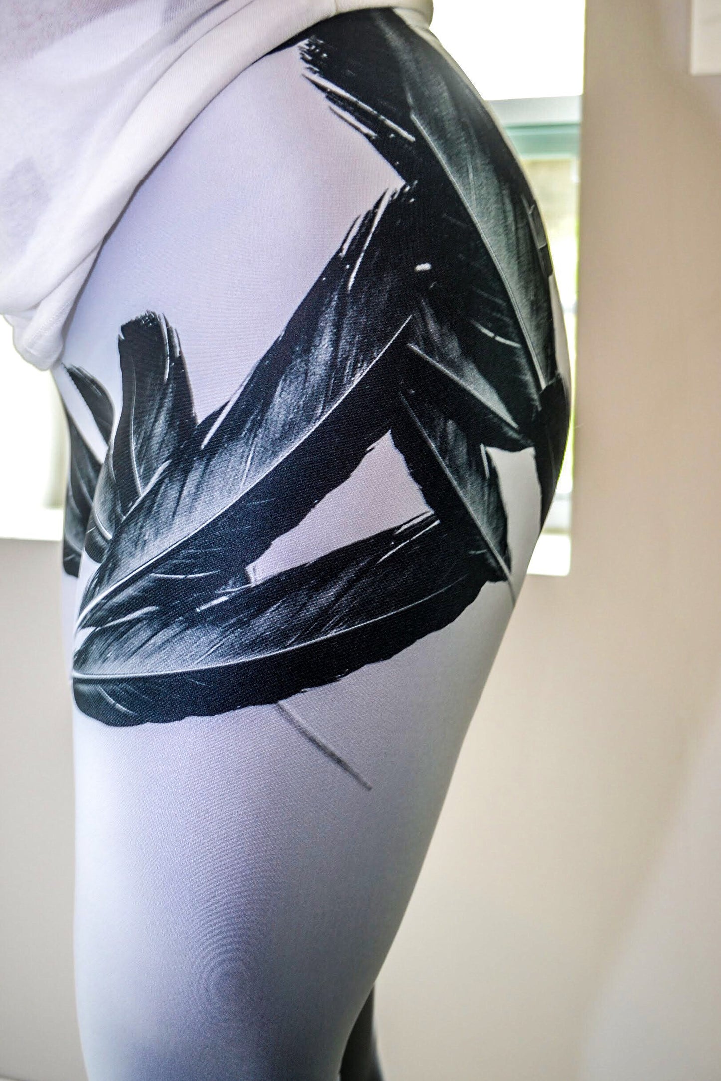 Fly Definition Women’s Black Feather Leggings